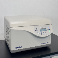 Eppendorf Centrifuge 5910R image 1